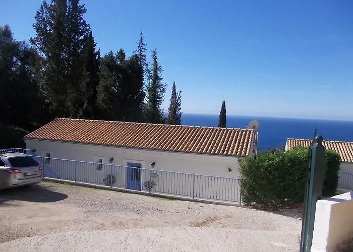 Willa Daphne Pelekas